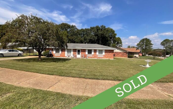 5821 Roxboro Drive